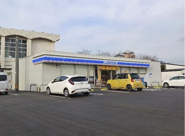 近くのローソン 広川町役場北店まで480m(徒歩6分)