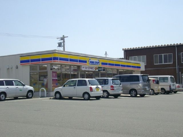 近くのミニストップ浜松北島町店まで550m(徒歩7分)