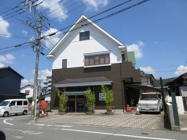 近くの大牟田久福木簡易郵便局まで730m（徒歩10分）