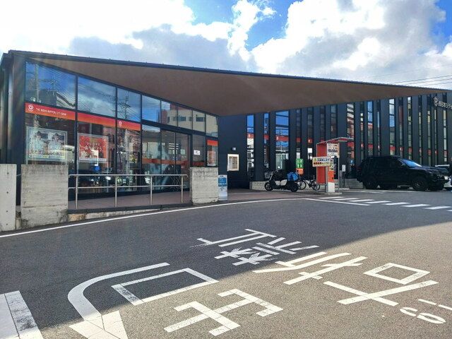 近くの西日本シティ銀行糸島支店まで750m（徒歩10分）