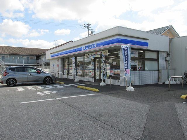 近くのローソン上三川上蒲生南店まで450m（徒歩6分）