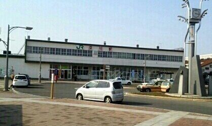 近くの深川駅まで1,400m（徒歩18分）