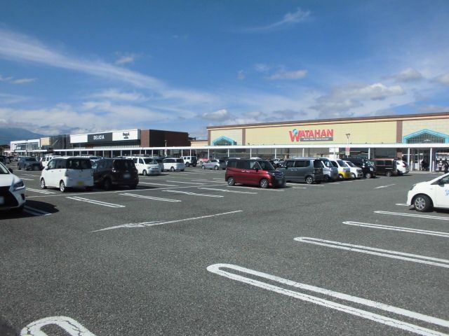 近くのライフスクエアＣＯＭＯ庄内まで2,600m（徒歩33分）