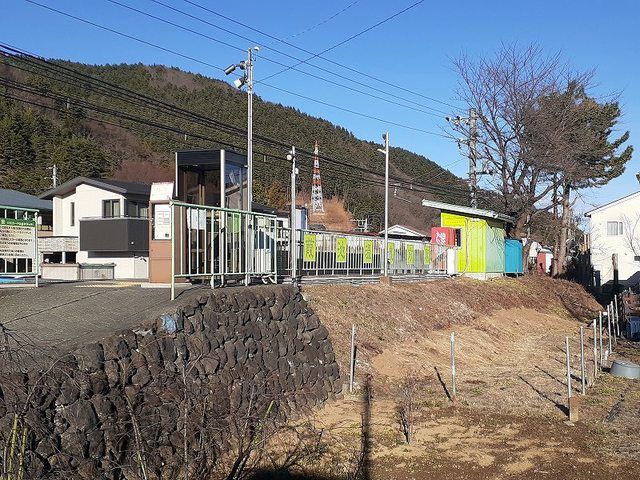 近くの葭池温泉前駅まで1,600m(徒歩20分)