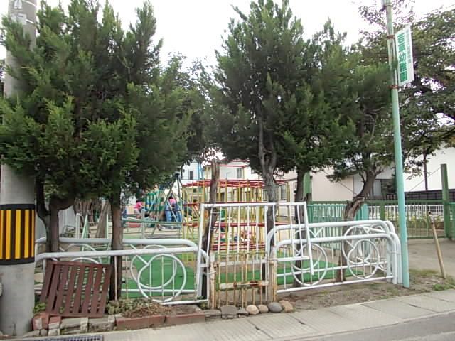 近くの若草幼稚園まで150m（徒歩2分）