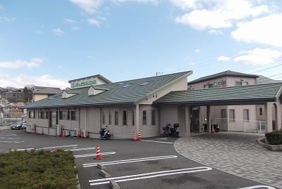 近くの三島えんどうクリニックまで550m(徒歩7分)