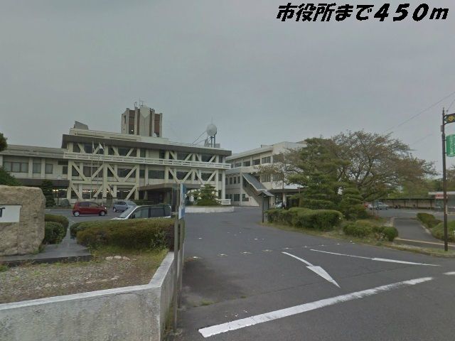 近くのあま市役所まで450m（徒歩6分）