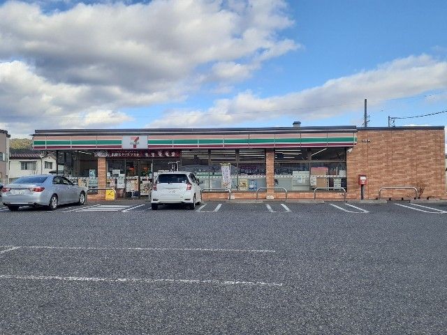 近くのセブンイレブン  岡谷神明町店まで400m（徒歩5分）