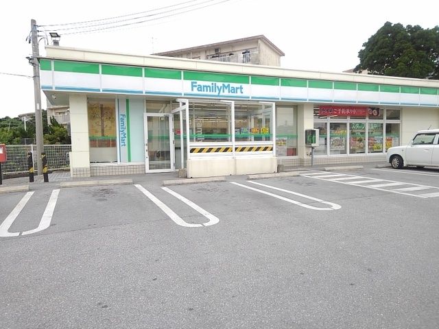 近くのファミリーマート大原団地前店まで850m(徒歩11分)