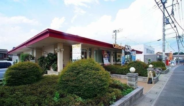 近くのガストまで260m（徒歩4分）