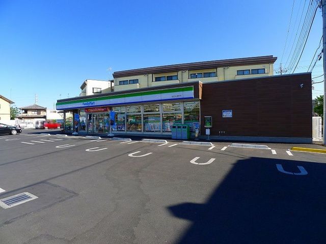 近くのファミリーマート太田内ヶ島店まで350m(徒歩5分)