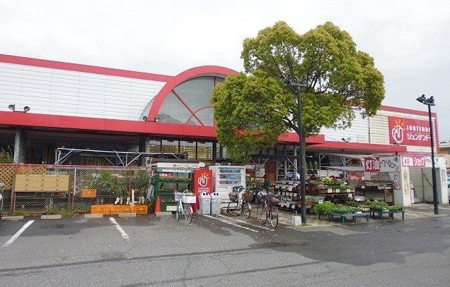 近くのジュンテンドーまで850m（徒歩11分）