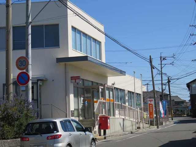 近くの員弁郵便局まで400m（徒歩5分）