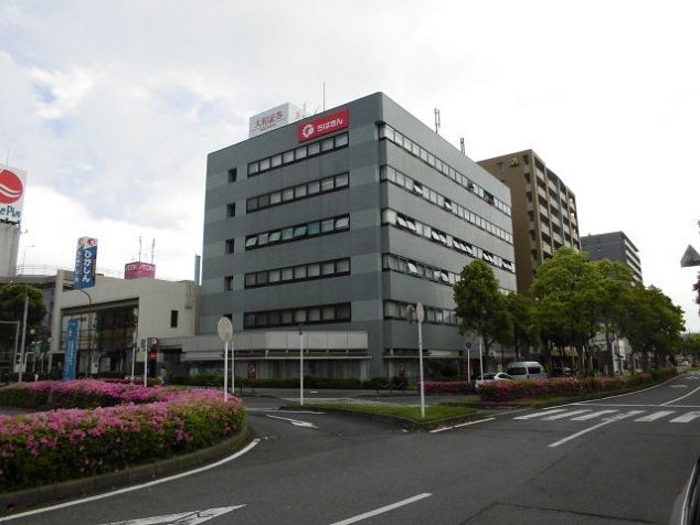 近くの千葉銀行まで1,100m(徒歩14分)