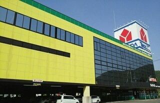 近くのヤマダ電機高松鶴市店さんまで1,180m(徒歩15分)