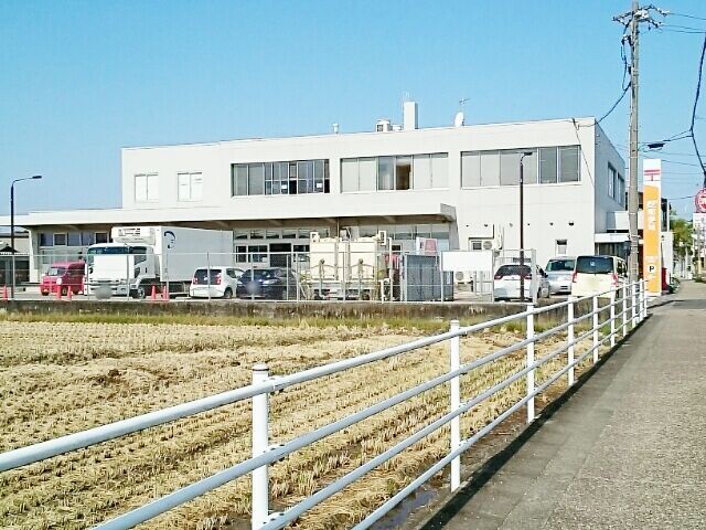 近くの木曽川郵便局まで950m（徒歩12分）
