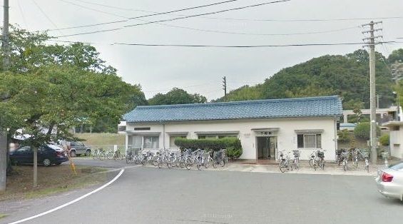 近くの駅まで500m（徒歩7分）