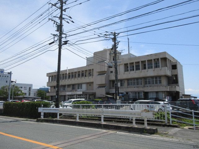 近くの荒尾警察署まで1,800m(徒歩23分)