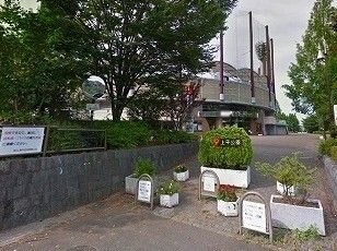 近くの上尾市立上平公園まで440m(徒歩6分)