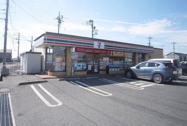 近くのセブンイレブンまで550m(徒歩7分)
