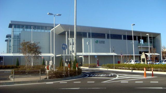 近くの友部駅まで300m(徒歩4分)