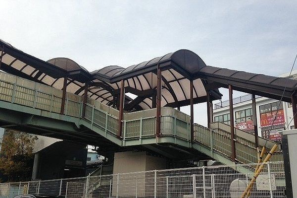 近くの分倍河原駅まで950m(徒歩12分)