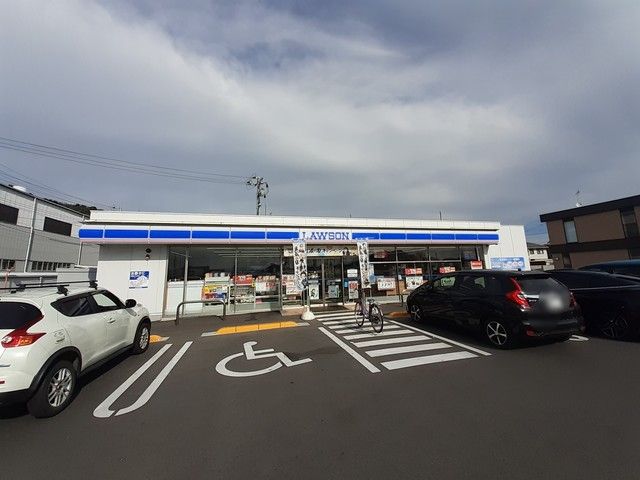 近くのローソン宇野4丁目まで351m（徒歩5分）