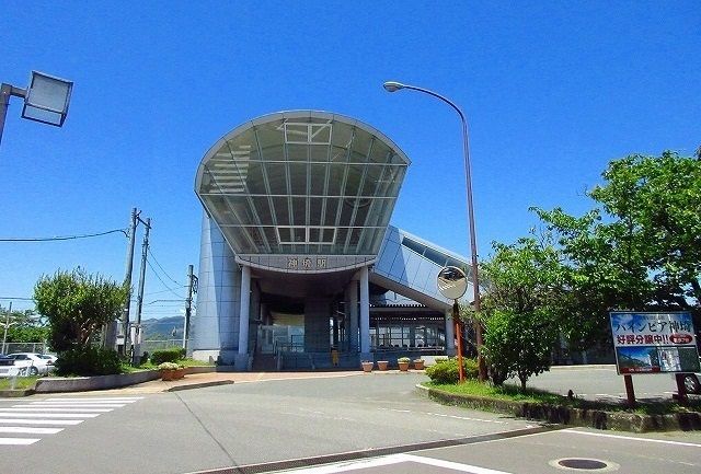 近くの神埼駅まで1,700m（徒歩22分）