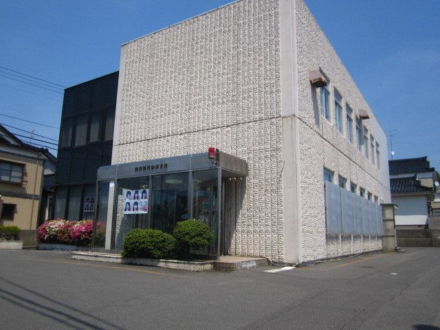 近くの秋田銀行　金浦支店まで50m（徒歩1分）