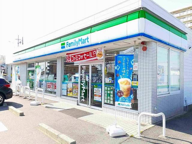 近くのファミリーマート　稲沢長束店まで850m（徒歩11分）