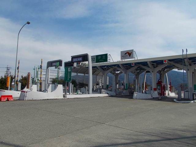 近くの伊北インターまで2,760m(徒歩35分)