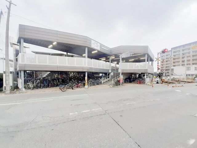 近くのJR柚須駅まで1,600m(徒歩20分)