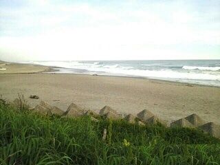 近くの百々海岸まで910m(徒歩12分)