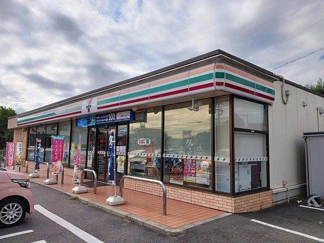 近くのセブンイレブン阿久比椋岡店まで1,070m(徒歩14分)