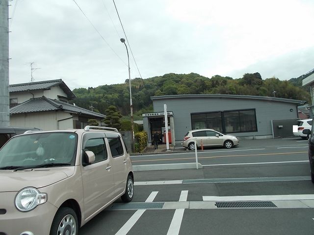 近くの光島田郵便局まで200m（徒歩3分）