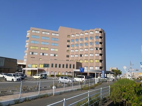 近くの岡山中央病院まで1,300m（徒歩17分）