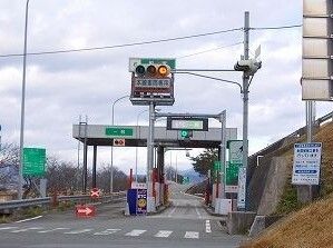 近くの播但道船津インターまで1,900m（徒歩24分）