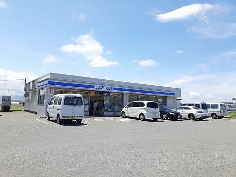 近くのローソンまで820m（徒歩11分）