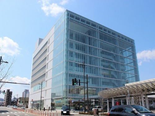 近くのＡＯＳＳＡまで240m（徒歩3分）