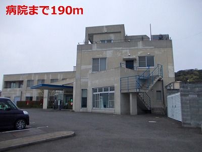 近くの松岡メディカルクリニックまで190m（徒歩3分）