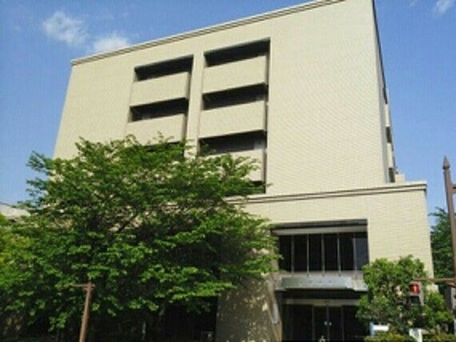 近くの滋賀県庁まで220m（徒歩3分）