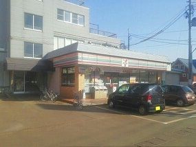 近くのセブンイレブンまで1,230m（徒歩16分）