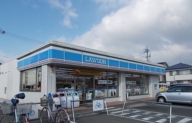 近くのコンビニまで110m（徒歩2分）