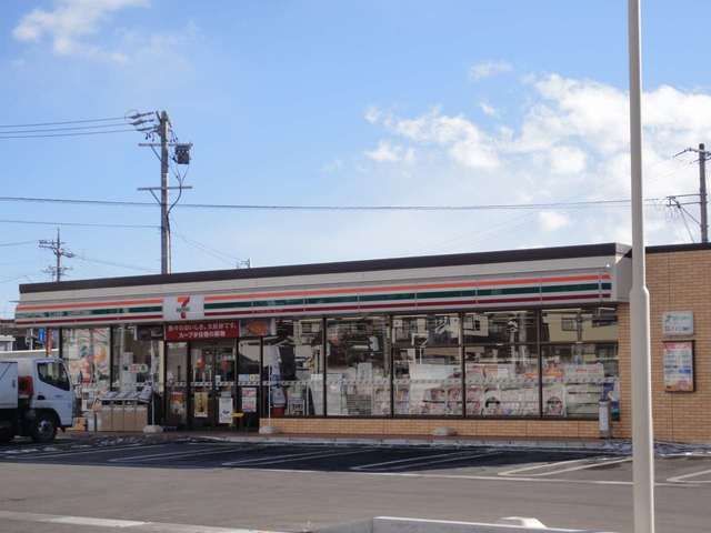 近くのセブンイレブン上田大屋まで500m(徒歩7分)