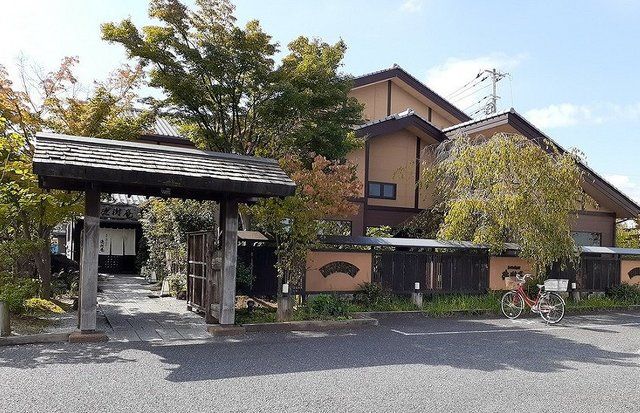 近くの徳樹庵 浦和美園店まで1,100m(徒歩14分)
