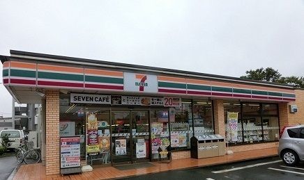 近くのセブンイレブン上鶴間本町6丁目まで350m(徒歩5分)