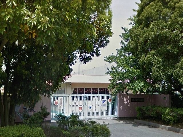 近くの浜松市立豊西幼稚園まで500m（徒歩7分）