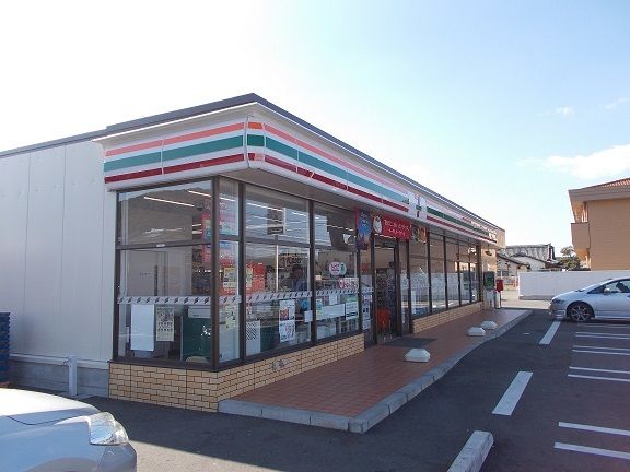 近くのセブンイレブン曽根町支店まで850m(徒歩11分)