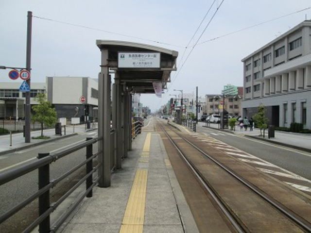 近くの急患医療センター前まで200m（徒歩3分）