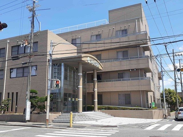 近くの永山病院様まで1,100m(徒歩14分)